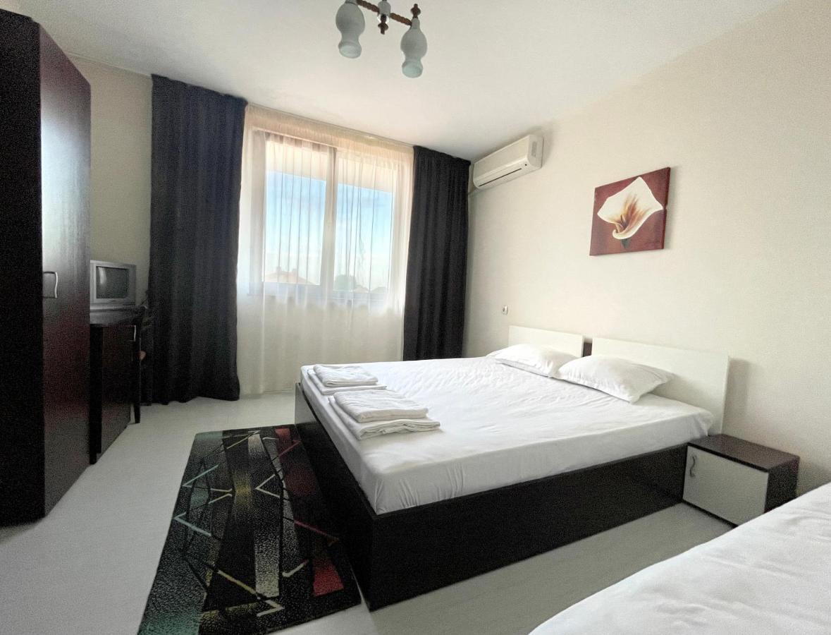 Hotel Zoia Czernomorec Zewnętrze zdjęcie