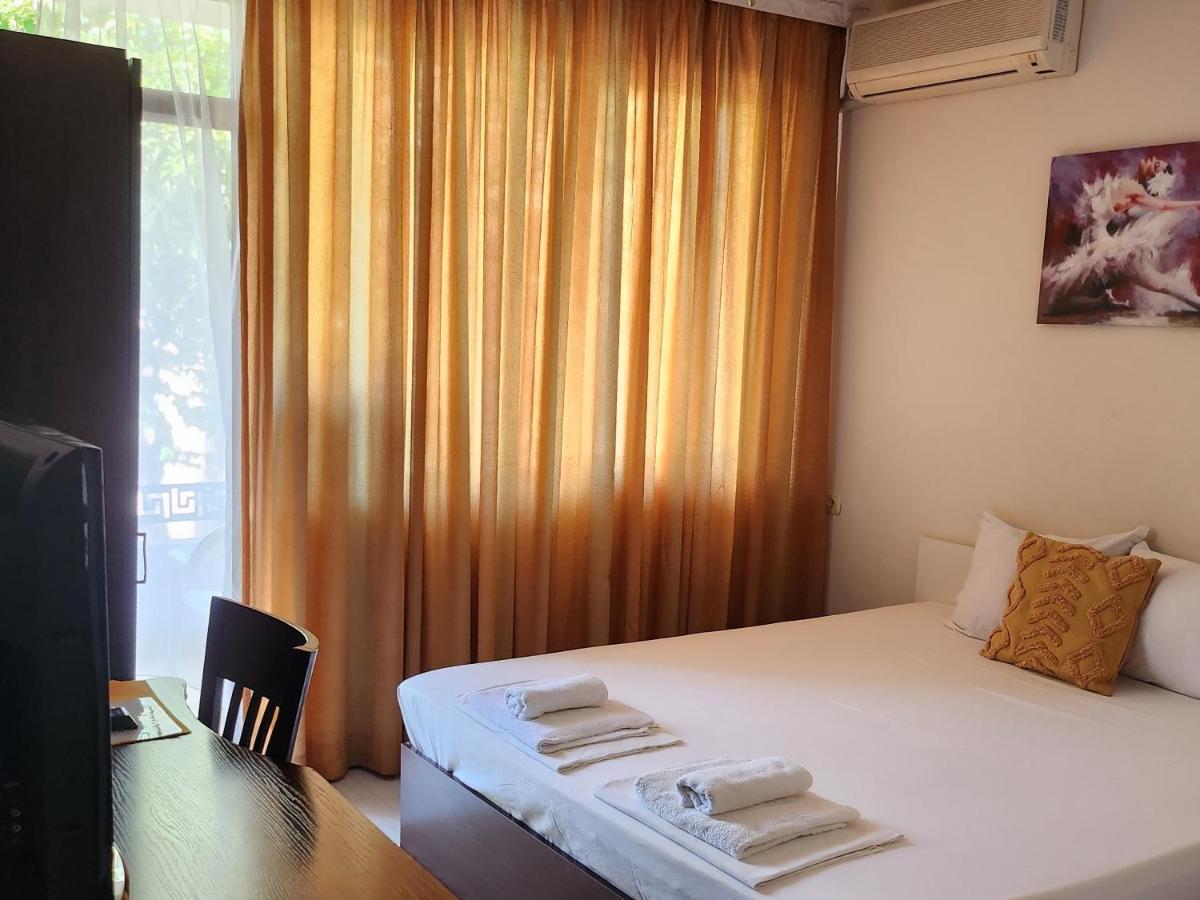 Hotel Zoia Czernomorec Zewnętrze zdjęcie
